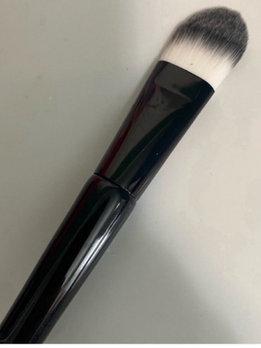Yves Saint Laurent Beauté mini Brush - Picture 6 of 7